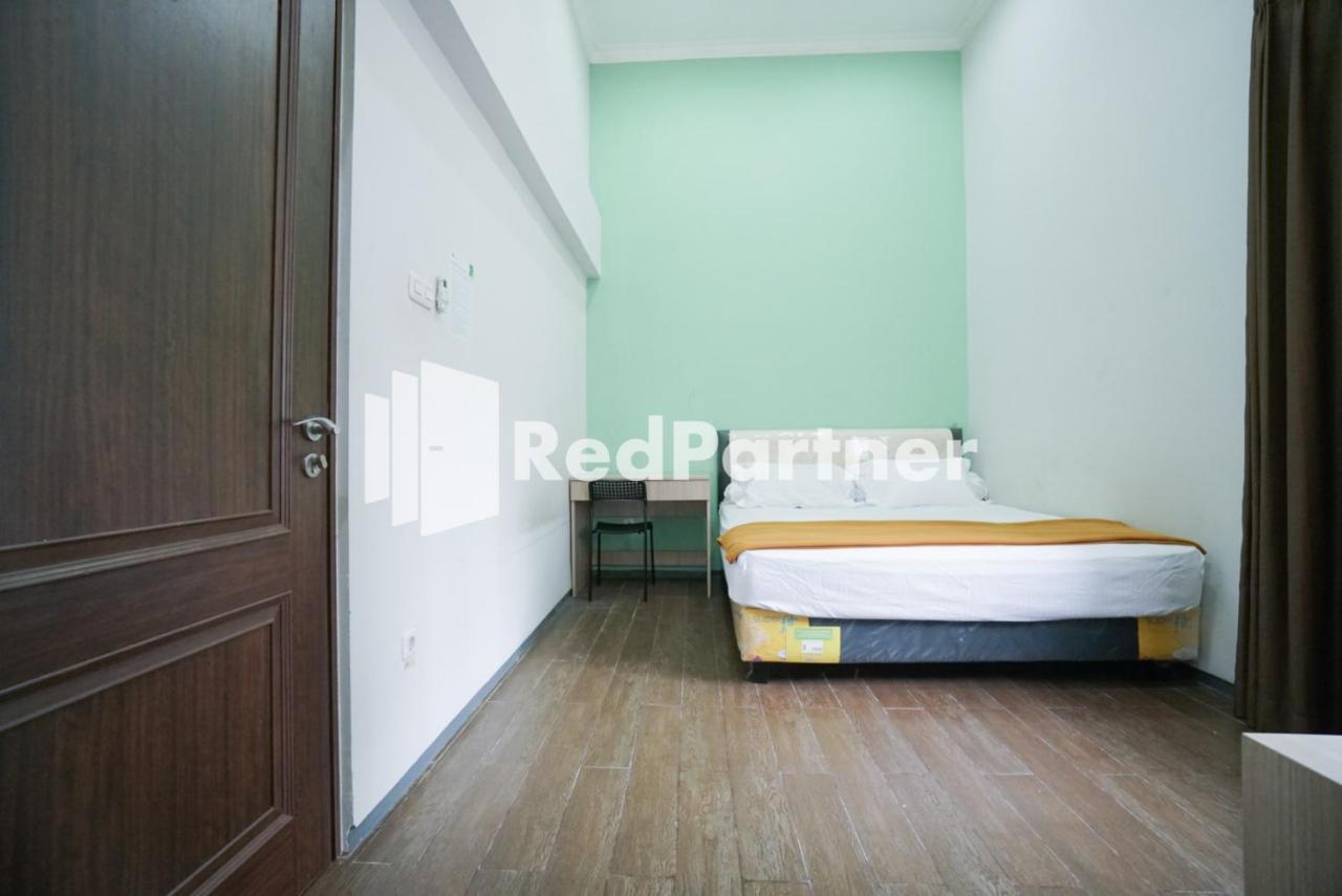 Toba Mansion Syariah Near Benhil Redpartner Hotel Jakarta Exterior photo