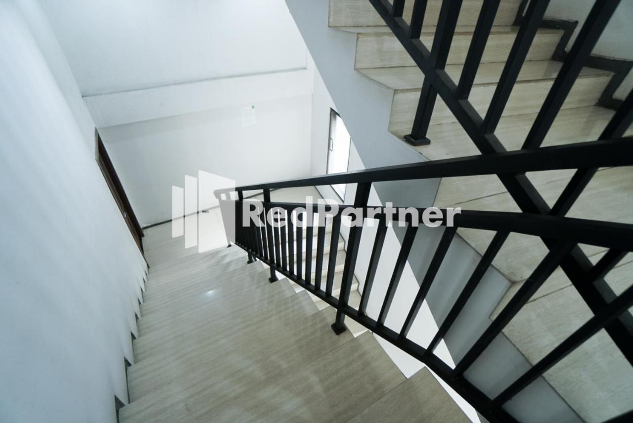 Toba Mansion Syariah Near Benhil Redpartner Hotel Jakarta Exterior photo